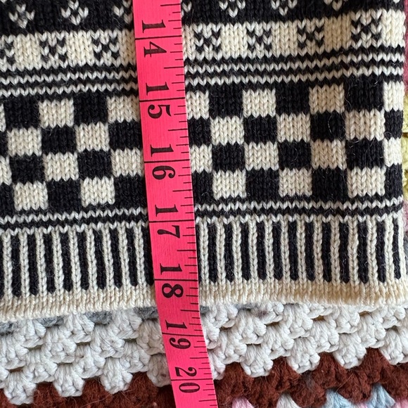 Norlender Black and White Patterned Cardigan - Picture 9 of 10